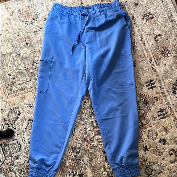 Jaanuu Ceil Blue V-Neck Scrub Top and jogger pants - Picture 2 of 2
